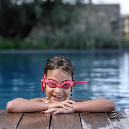 Costa Emmelia Никиана